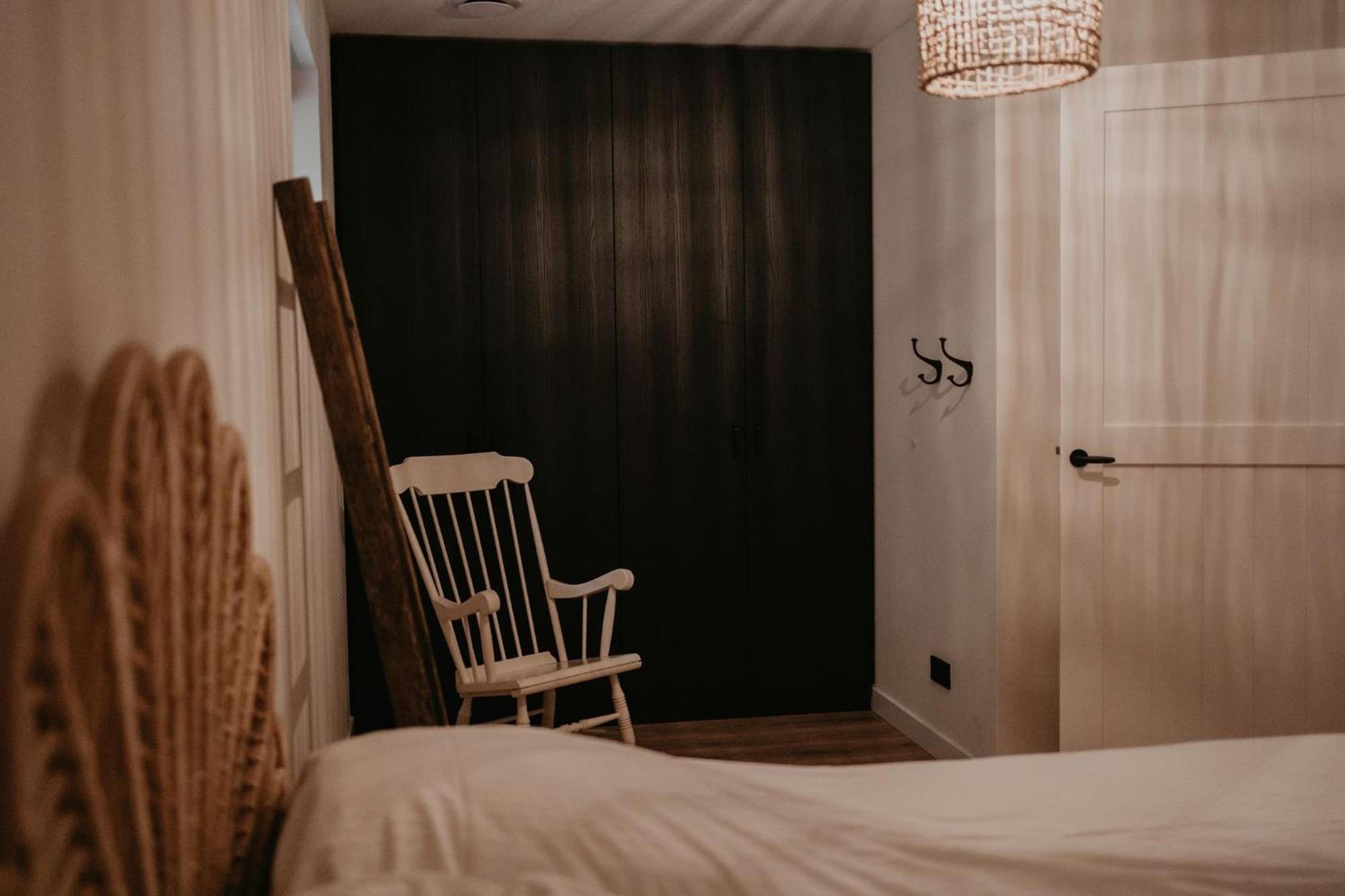 Nieuw Landelijk Vakantiehuis Aan Zee オーストカペッレ エクステリア 写真